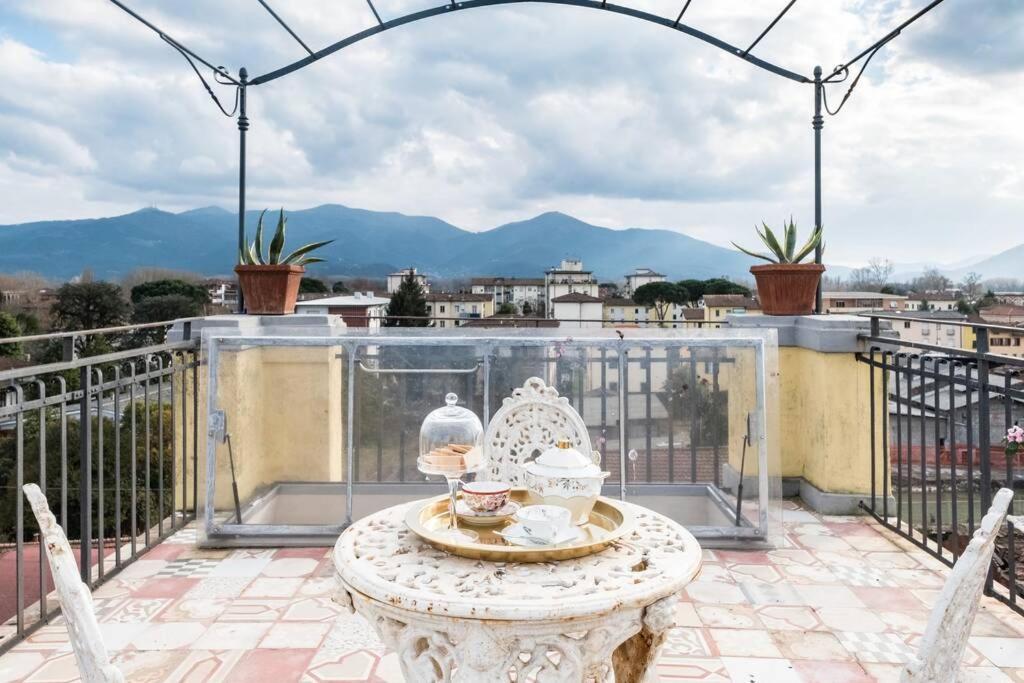 Casa Maria - Attico Di Lusso Vicino Alle Mura Lucca Exteriér fotografie